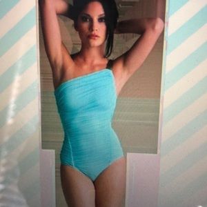 Carmen Marc Volvo coral 1 shoulder swimsuit 4